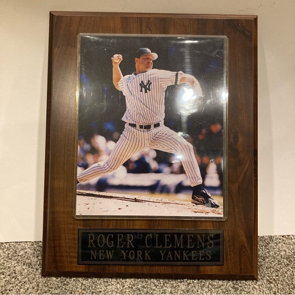 Roger Clemons - Yankees -  15 x 12” Heavy Wooden Plaque